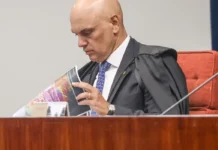 Moraes abre ação contra Flávio Bolsonaro por suposta calúnia a Lula