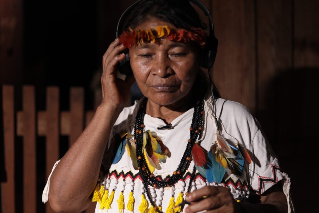 Rap indígena e rezas Guarani e Kaiowá ganham o mundo em lançamento internacional neste sábado