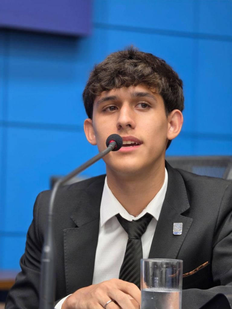 Com mais de 1 milhão de líderes pelo mundo, sessão solene homenageia movimento rotariano