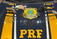 Vídeo: PRF prende trio que planejava assalto e tráfico em Paranaíba