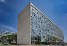 Governo bloqueia R$ 23,7 bilhões e atinge Defesa, Cidades e outros ministérios