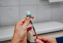 Sesau faz plantão de vacinação contra gripe na Central de Atendimento ao Cidadão