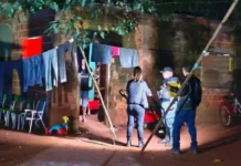 Adolescente de 16 anos é assassinado em sua casa, na frente da esposa e do filho