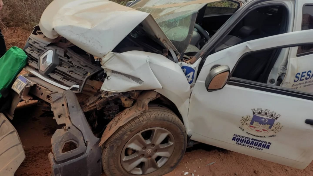 Carro da Secretaria de Saúde de Aquidauana bate em outro na MS-345 e mata uma pessoa
