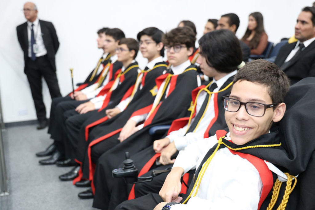DeMolay: Solenidade na ALEMS destaca importância de ordem juvenil pautada em virtudes