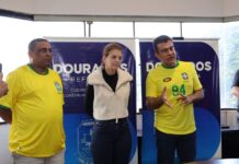 Prefeito entrega premiação para quadrilhas campeãs da 47ª Festa Junina de Dourados