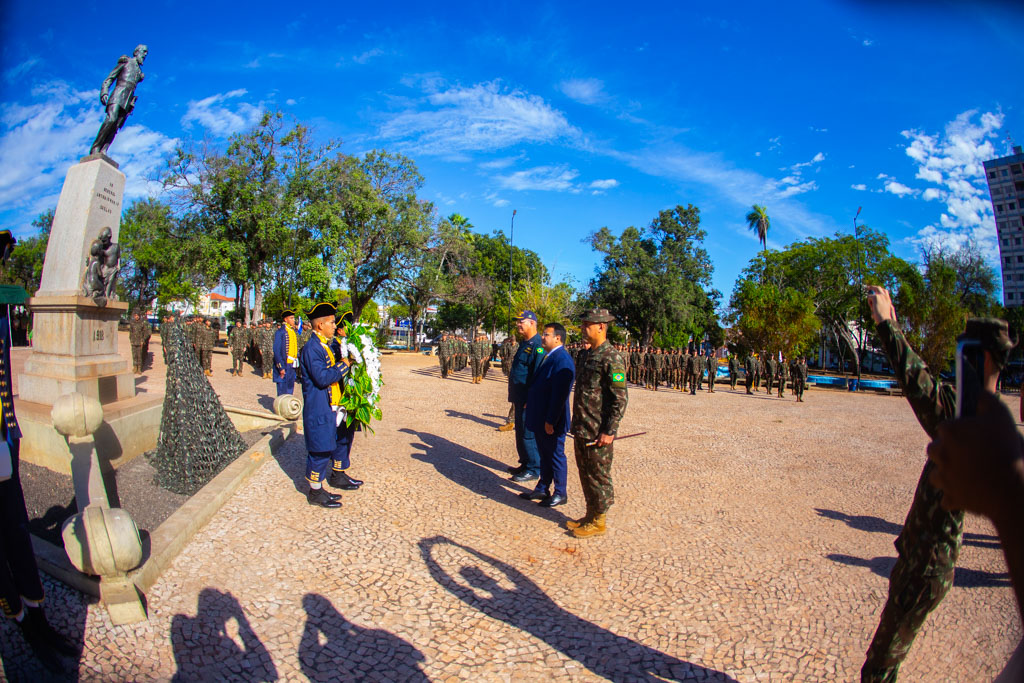 Corumbá celebrou 159 anos da Retomada com solenidade na Praça da Independência Corumbá celebrou 159 anos da Retomada com solenidade na Praça da Independência