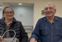 Juntos há 54 anos, casal vai retirar nova identidade no Dia dos Namorados