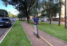 Capital libera patinetes elétricos e bicicletas para compartilhar ciclovias