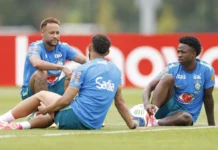 Brasil enfrenta a Escócia para confirmar liderança e definir caminho no mata-mata da Copa