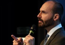 STF começa a julgar ação que pode condenar Eduardo Bolsonaro por coação