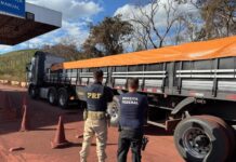 PRF e Receita apreendem quase 20 mil litros de insumo usado no refino de cocaína