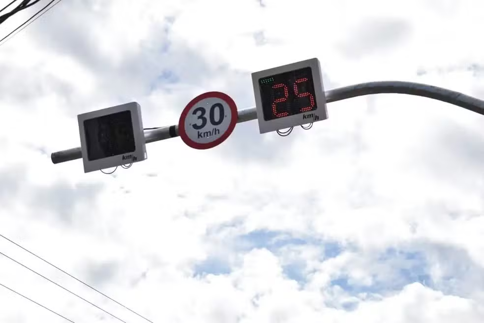 Novos radares começam a funcionar em Campo Grande, mas sem aplicar multas