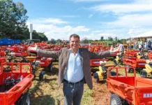 Senador Nelsinho Trad destaca parceria com Governo de MS durante entrega de R$ 7,4 milhões para fortalecer a agricultura familiar
