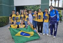 Equipe da Escola Sesi amplia experiência internacional em torneio de robótica no México