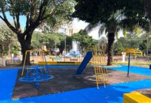 Playground e academia são revitalizados na Praça Ary Coelho