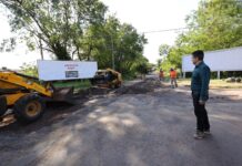 Frente de recuperação asfáltica chega à Rua Frei Antônio, no Grande Água Boa