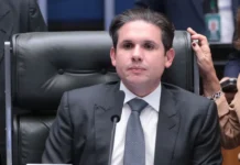 Hugo Motta critica decisão de Flávio Dino sobre emendas e fala em intervenção no Legislativo