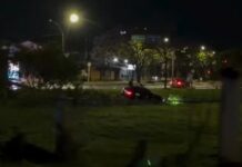 BMW sai da pista e quase cai em córrego no Parque das Nações Indígenas