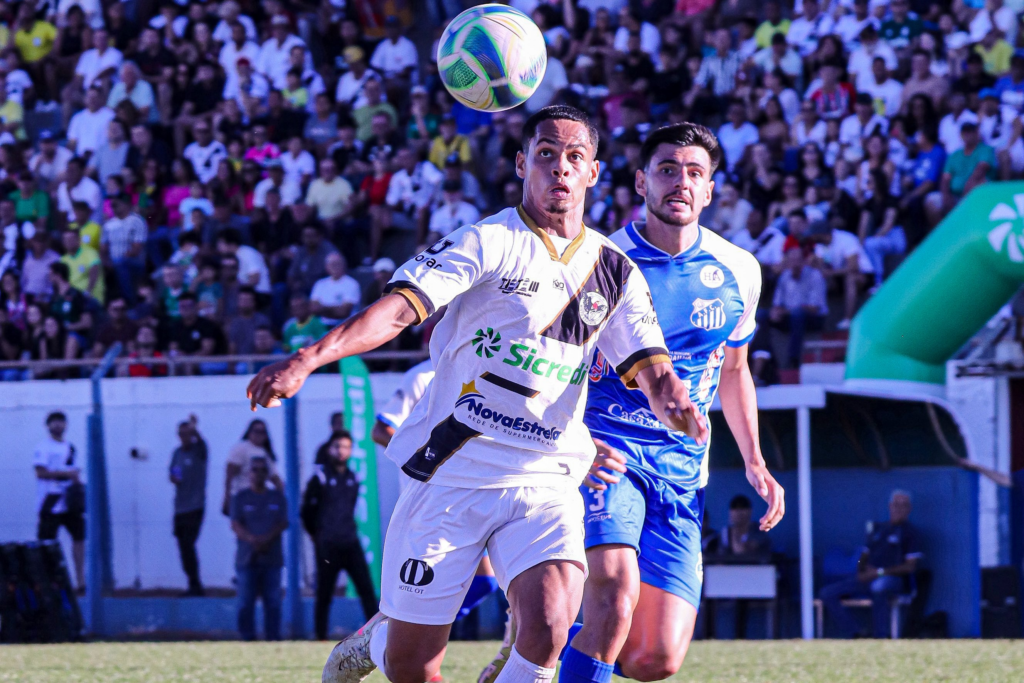 Briga pelo acesso esquenta na Série B de MS com três jogos neste sábado Briga pelo acesso esquenta na Série B de MS com três jogos neste sábado