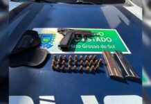 Flagrado com arma, borracheiro oferece R$ 5 mil aos policiais para não ser preso