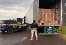 PRF apreende 539 mil maços de cigarros contrabandeados e prende quatro em MS