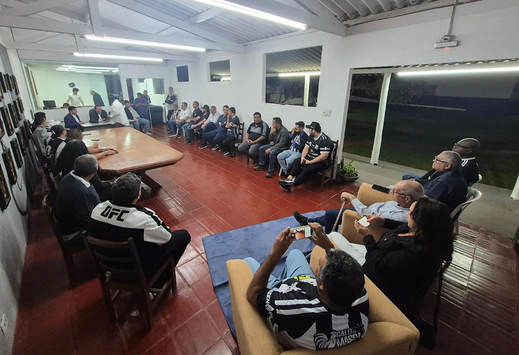Operário reelege Nelson Antônio e inicia novo ciclo após criação da SAF Operário reelege Nelson Antônio e inicia novo ciclo após criação da SAF