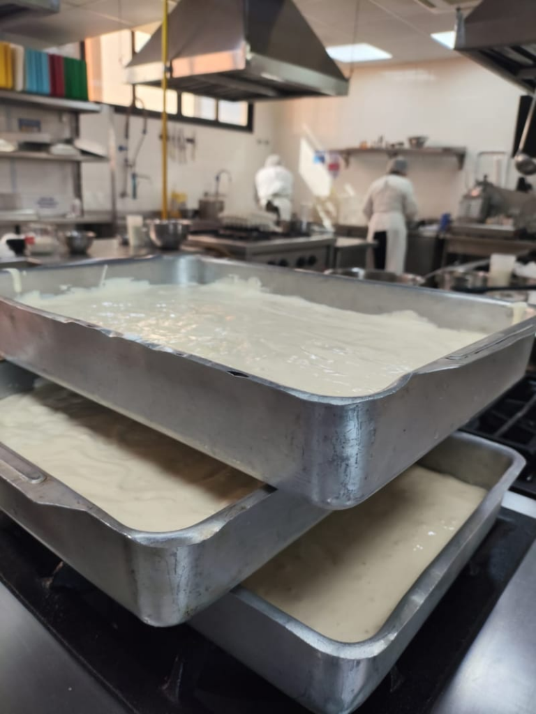 Bolo de 840 quilos será montado em letras para celebrar os 127 anos de Campo Grande Bolo de 840 quilos será montado em letras para celebrar os 127 anos de Campo Grande