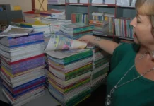 Escolas têm até 8 de setembro para escolher livros didáticos para 2027