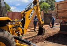 Saneamento que atravessa gerações: moradores de diferentes idades celebram novas redes de esgoto na capital