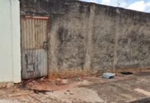Corpo é encontrado em decomposição em terreno baldio no bairro Jardim Tijuca