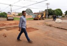 Prefeitura inicia recuperação de ruas no Terra Roxa após chuvas ampliarem buracos