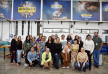 Entre cortes e encaixes, elas aprendem a construir móveis e novos caminhos no Senai