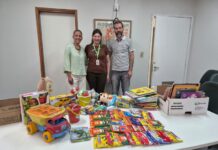 Humap-UFMS recebe doação de brinquedos, livros e materiais artísticos arrecadados em festival cultural da UFMS