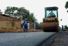 Investimento de R$ 4,9 milhões impulsiona nova etapa de asfalto e drenagem no Jd. Itatiaia