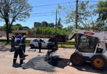 Doze frentes de tapa-buracos atuam em bairros da Capital