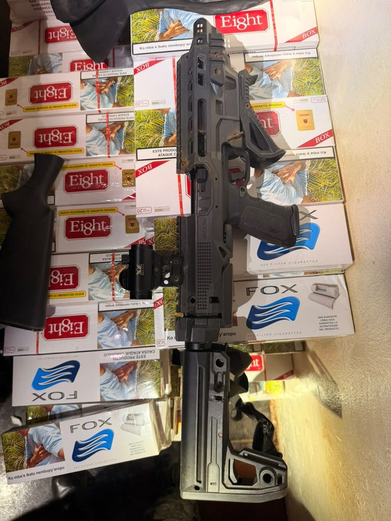 Choque apreende armas e contrabando após confronto com envolvidos em latrocínio ocorrido na Capital Choque apreende armas e contrabando após confronto com envolvidos em latrocínio ocorrido na Capital