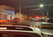 Dupla em moto atira contra jovem e foge no Parque do Lageado