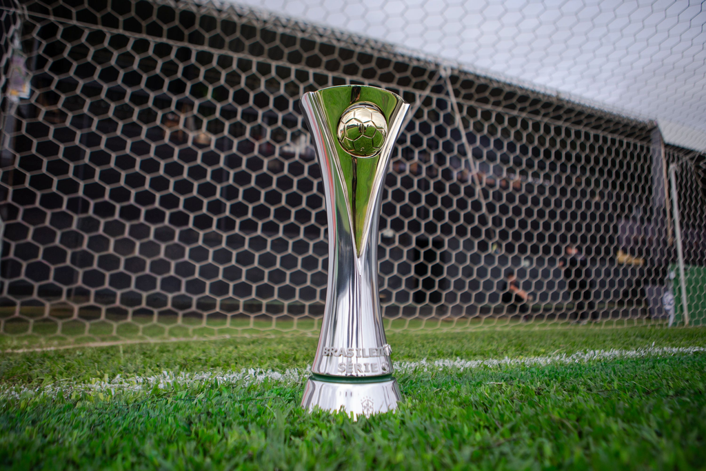 CBF divulga calendário de 2027 com pausa de 41 dias no Brasileirão durante Copa Feminina CBF divulga calendário de 2027 com pausa de 41 dias no Brasileirão durante Copa Feminina