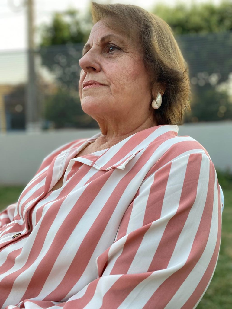 Com mais de 70 anos, professoras aposentadas fazem questão de votar Com mais de 70 anos, professoras aposentadas fazem questão de votar