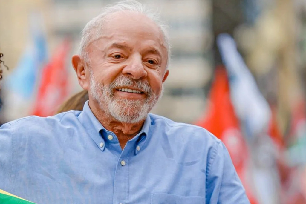 Lula é projetado reeleito presidente e conquista quarto mandato após virada no segundo turno