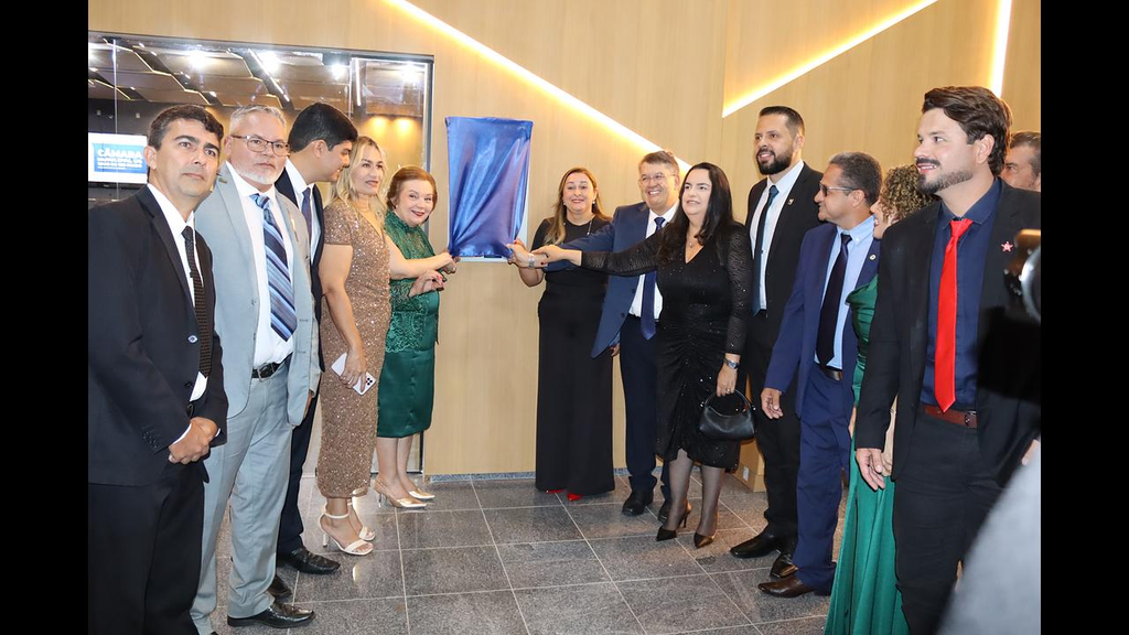 Reinauguração da Câmara de Ribas do Rio Pardo reúne centenas de pessoas em noite de homenagens Reinauguração da Câmara de Ribas do Rio Pardo reúne centenas de pessoas em noite de homenagens