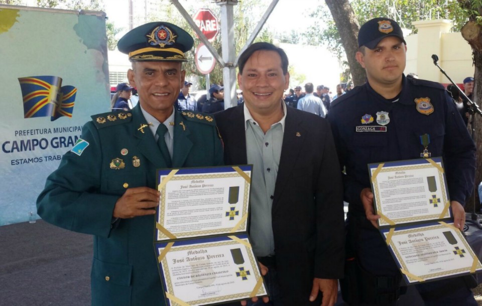 Solenidade alusiva ao aniversário de criação da guarda civil municipal