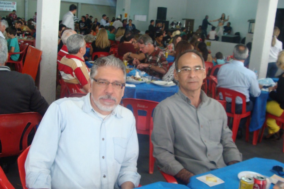 Confira as fotos do churrasco beneficente do Rotary