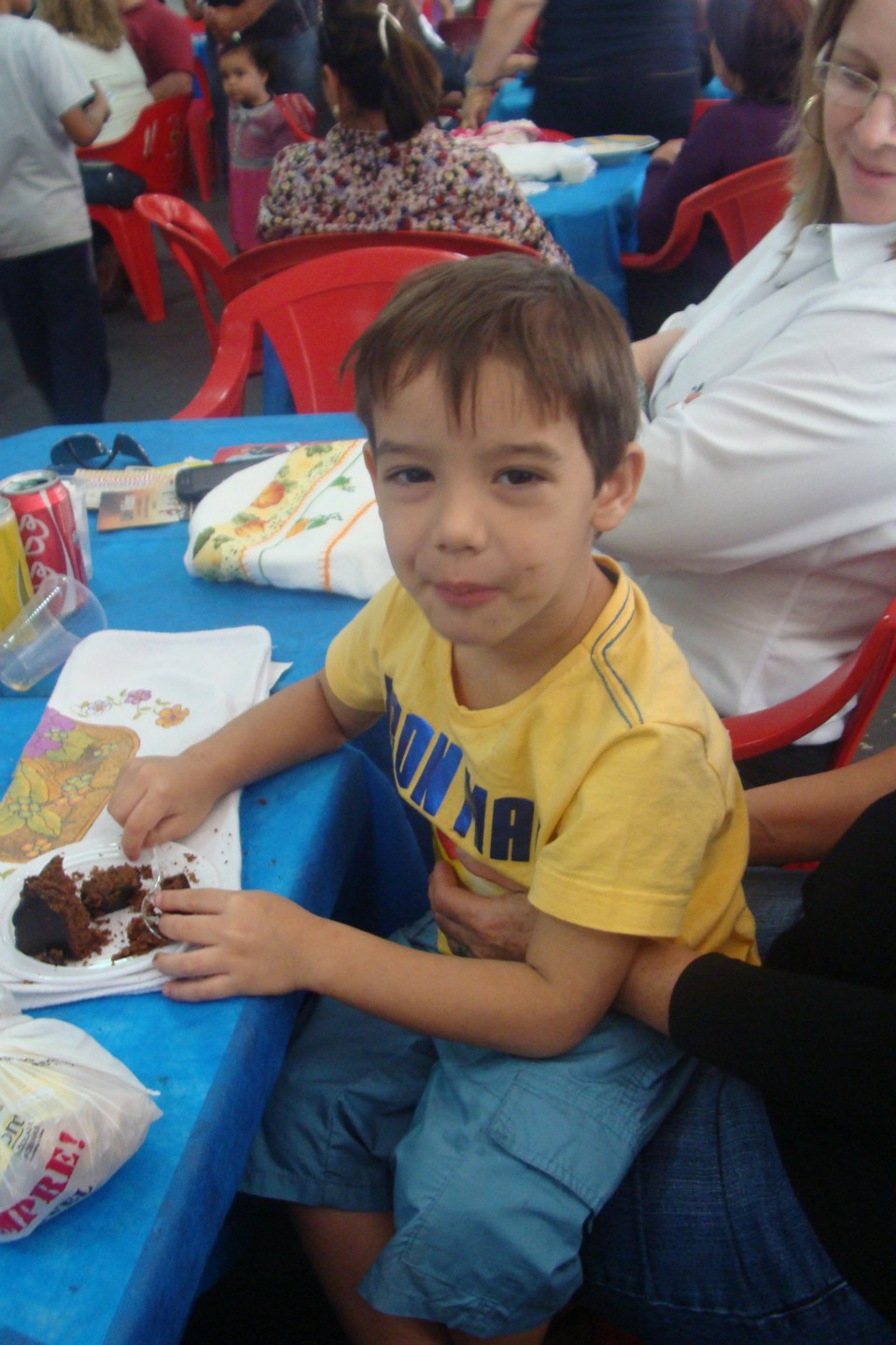 Confira as fotos do churrasco beneficente do Rotary