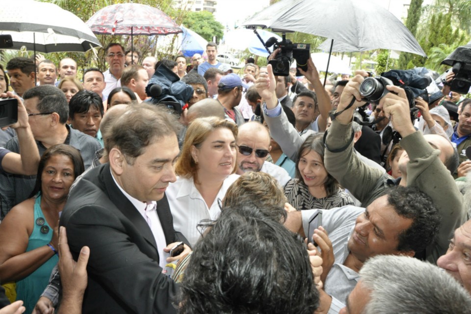 Prefeito Alcides Bernal reassume a Prefeitura da Capital