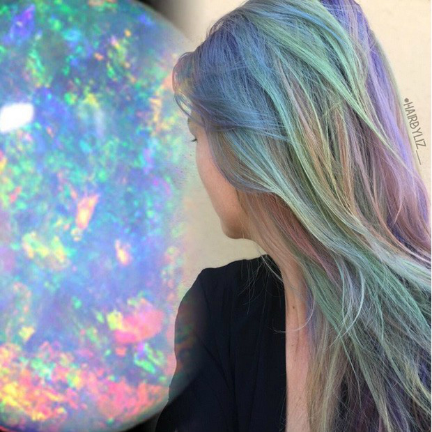 Cabelo de opala e de madrepérola é nova tendência