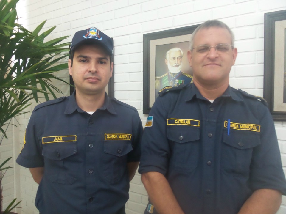 Troca de comando do 28º B Log em Dourados