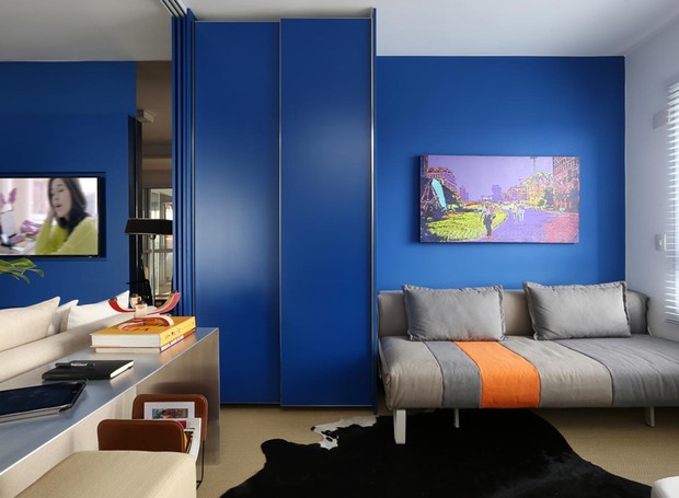 Apartamento pequeno, funcional e azul Apartamento pequeno, funcional e azul