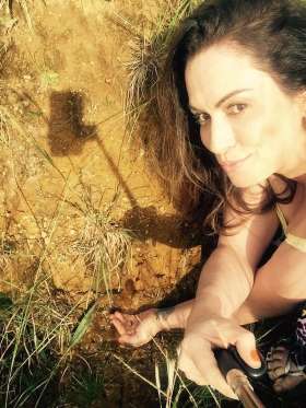 Núbia Óliiver decide morar no campo depois de morte do namorado: “Para retomar minhas forças”